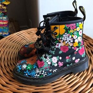 Floral boots